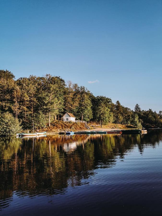 Hôtel Kampaoh Etang De Taysse à Espagnac Extérieur photo